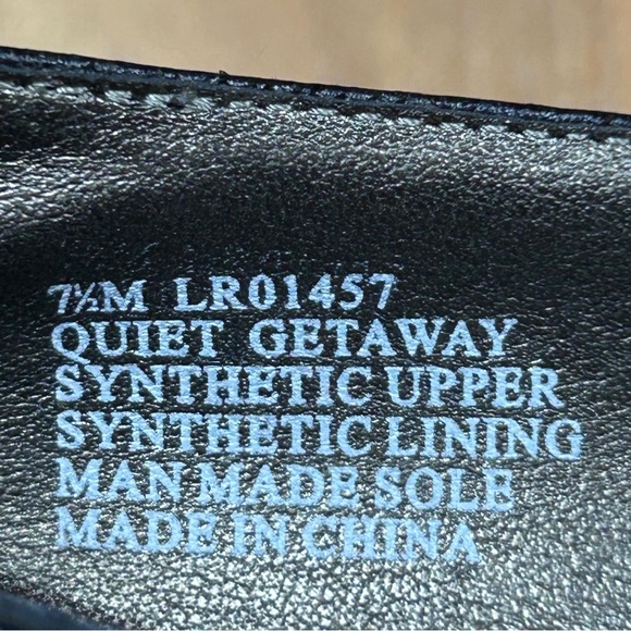 Reaction Kenneth Cole Women’s Elegant Black Loafers Size 7.5M - Picture 7 of 9